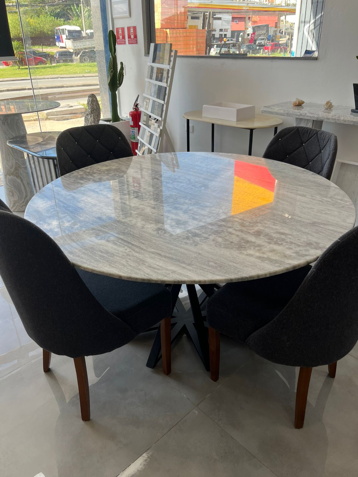 Mesa em Branco Espírito Santo